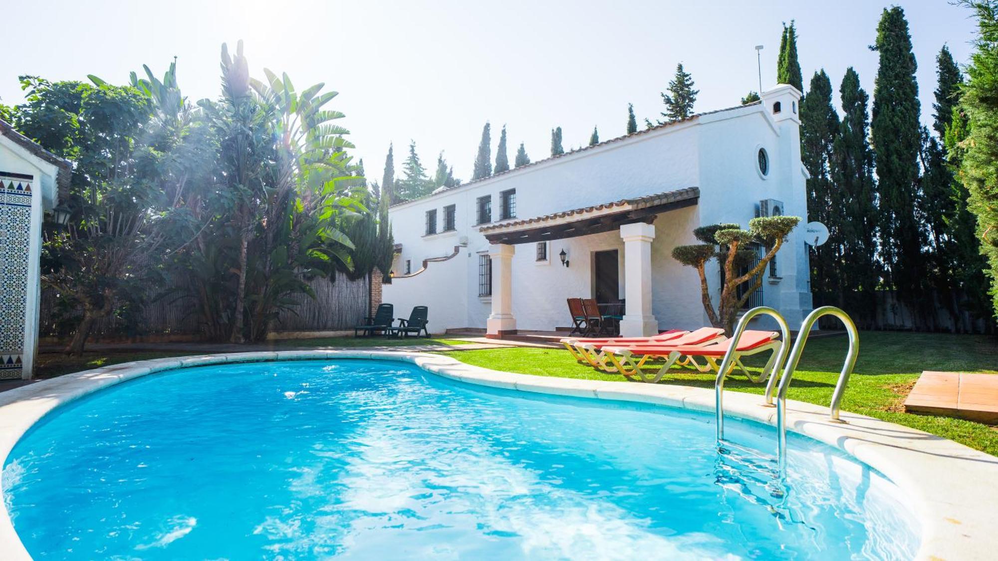 Villa Araucaria By Fontanilla Del Mar Holidays Rentals Кадис Экстерьер фото